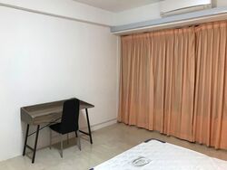 International Plaza (D2), Apartment #569142491